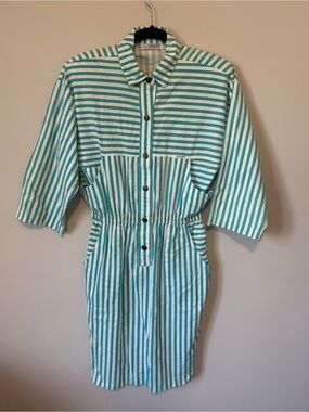 Vintage 1980's Idea brand snap button down striped dress in a size medium